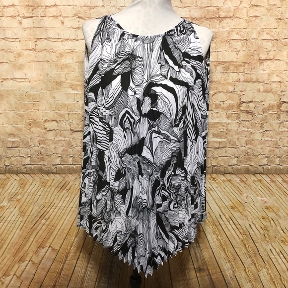 NWT Pleated Blouse - Picture 2 of 8